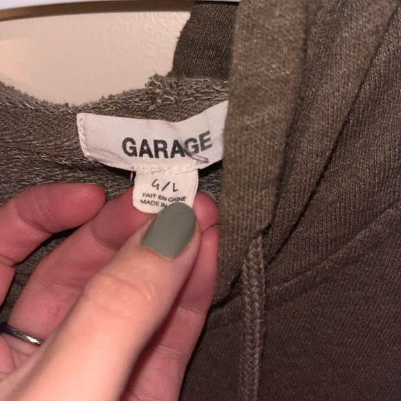 Comfy cropped sweater - Picture 2 of 4